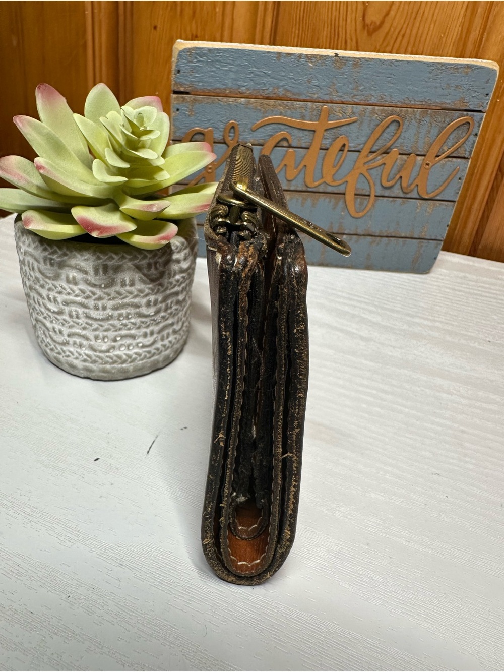 Patricia Nash Brown Leather Zip Around Wallet - Picture 7 of 11